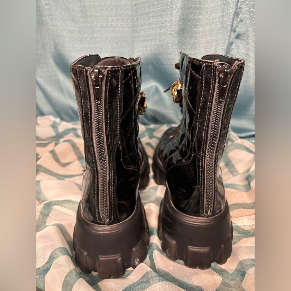 Glossy Black Quilted Combat Boots with Gold Chain - Picture 4 of 6